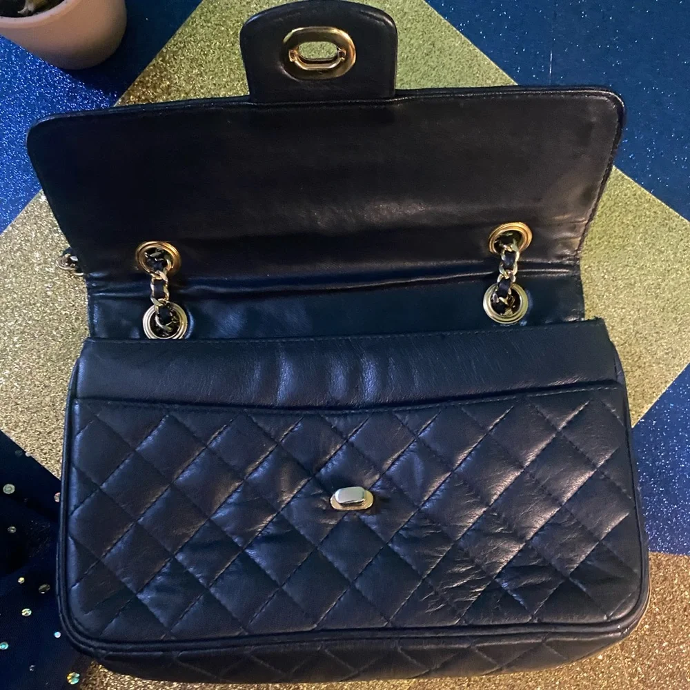 KORET VNTG MIDNIGHT NAVY GOLD QUILTED LEATHER CROSSBODY LUX Bag GORG RARE M - Picture 12 of 15